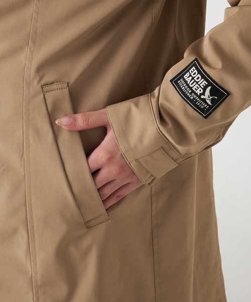 Eddie Bauer(エディーバウアー)の「フード スプリング トレンチ(トレンチコート・レディース・ダークネイビー/ダークベージュ/ベージュ・XL/L/M/S)」の13枚目の写真