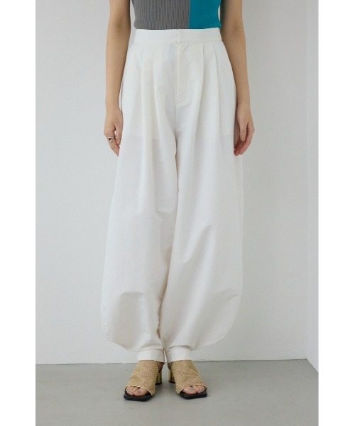 PLUS（プラス）の「【PLUS】アラジンバルーンパンツ（スラックス・レディース・ブラック/カーキ/ホワイト・SMALL/MEDIUM）」の7枚目の写真