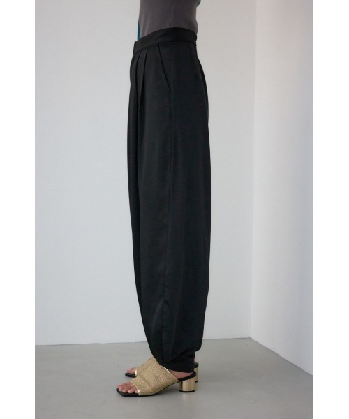 PLUS（プラス）の「【PLUS】アラジンバルーンパンツ（スラックス・レディース・ブラック/カーキ/ホワイト・SMALL/MEDIUM）」の18枚目の写真