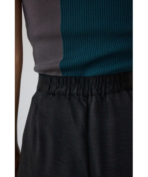 PLUS（プラス）の「【PLUS】アラジンバルーンパンツ（スラックス・レディース・ブラック/カーキ/ホワイト・SMALL/MEDIUM）」の21枚目の写真