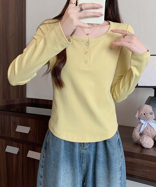Girly Doll(ガーリードール)の「ヘンリーネックカットソー(Tシャツ/カットソー・レディース・ブラック/ブラウン/グレー/イエロー/ベージュ/レッド・XL/L)」の14枚目の写真
