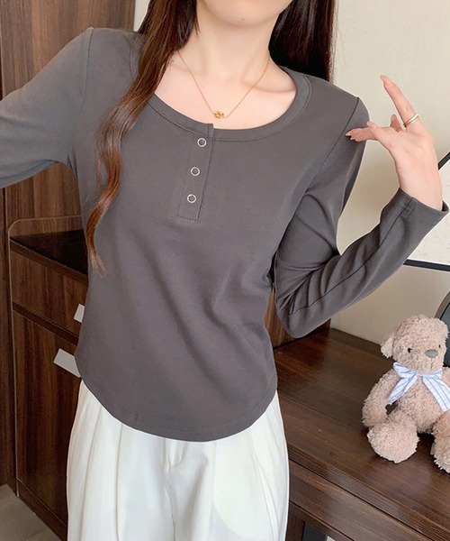Girly Doll(ガーリードール)の「ヘンリーネックカットソー(Tシャツ/カットソー・レディース・ブラック/ブラウン/グレー/イエロー/ベージュ/レッド・XL/L)」の21枚目の写真