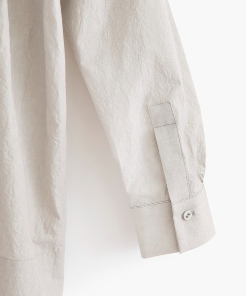 COSMIC WONDER(コズミックワンダー)の「Cotton linen typewriter front-fly shirt(シャツ/ブラウス・メンズ・ライトグレー/ブラック・4/3)」の9枚目の写真