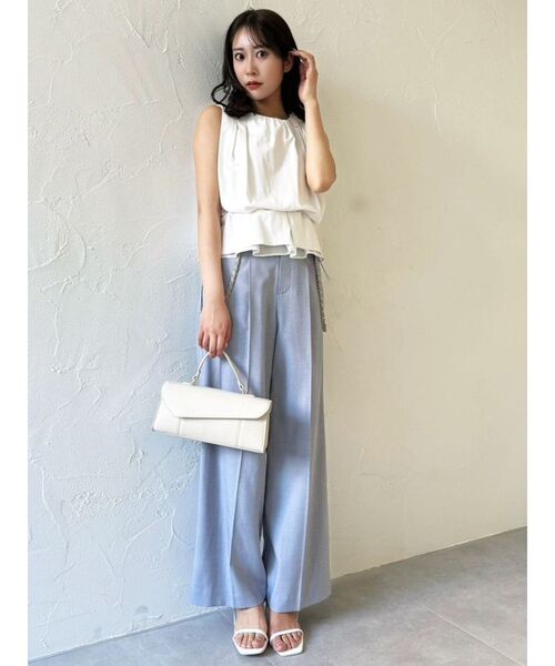 dazzlin（ダズリン）の「ハイウエストチェーンサス付パンツ（その他パンツ・レディース・グレー/ネイビー・SMALL/MEDIUM）」の11枚目の写真