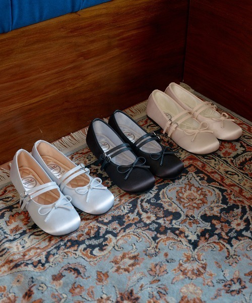 ROCKFISH WEATHERWEAR（ロックフィッシュウェザーウェア）の「SQUARE TOE TWO STRAP MARYJANE(SATIN)（バレエシューズ・レディース・ブルー/ピンク/ブラック・23.0cm/23.5cm/24.0cm/24.5cm/25.0cm）」の6枚目の写真