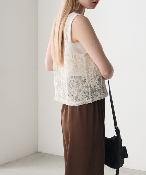 専用⭐︎ 美品　5knot 刺繍　フリンジ　デザイントップス　24ss 週末 ︎ 5knot 刺繍 フリンジ デザイントップス 24ss