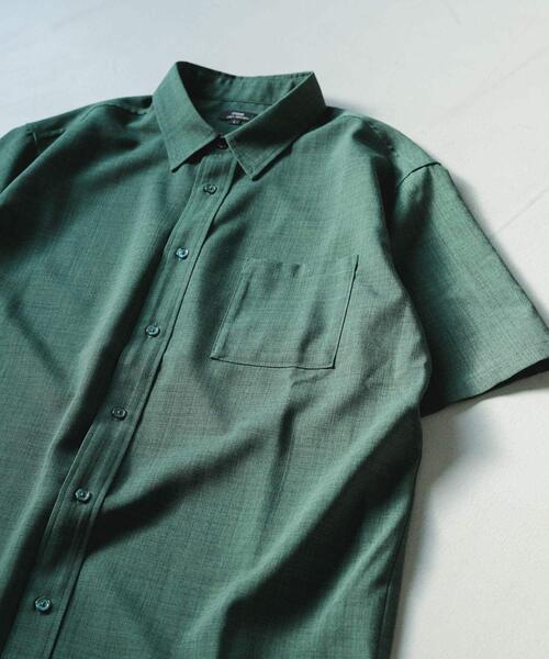 ITEMS URBANRESEARCH（アイテムズ アーバンリサーチ）の「『イージーケア/速乾/UVカット』『セットアップ対応』クイックドライリネンタッチ半袖シャツ（シャツ/ブラウス・メンズ・ブラウン/グリーン/ブラック/チャコールグレー・MEDIUM/LARGE）」の20枚目の写真