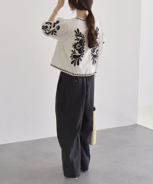 SHIPS for women / シップスウィメン quaranciel:〈洗濯機可能〉エンブロイダリー スクエアネック ブラウス セール】quaranciel:〈洗濯機可能〉エンブロイダリー スクエア