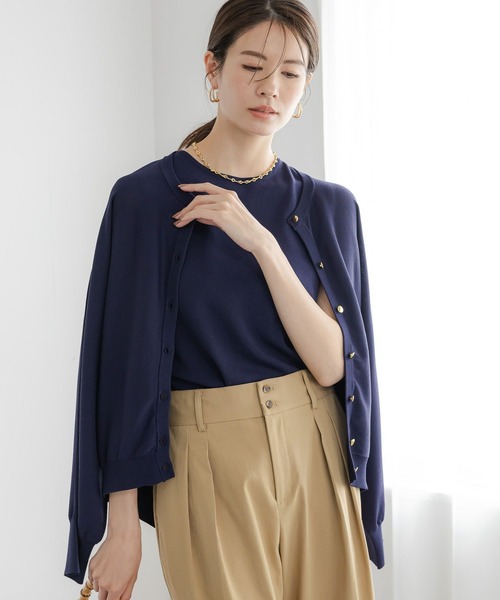 Elura（エルーラ）の「サラサラタッチ総針プルオーバー/321519（ニット/セーター・レディース・アイボリー/ブルー/ネイビー/ブラック/ダークブラウン・MEDIUM/LARGE）」の6枚目の写真