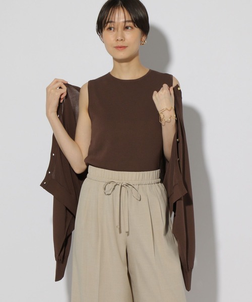 Elura（エルーラ）の「サラサラタッチ総針プルオーバー/321519（ニット/セーター・レディース・アイボリー/ブルー/ネイビー/ブラック/ダークブラウン・MEDIUM/LARGE）」の12枚目の写真