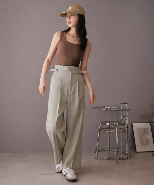 Doula Doula(ドゥーラドゥーラ)の「ハイウエストサイドベルトワイドパンツ(スラックス・レディース・ホワイト系その他/グレー系その他・マルチサイズ)」の13枚目の写真