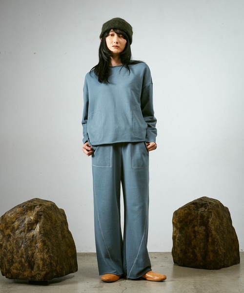 Dulcamara（ドゥルカマラ）の「カットオフSWプルオーバー（スウェット・メンズ・ブルー/ブラック/パープル・0/1）」の11枚目の写真