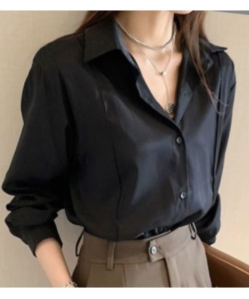 LAUTRE COTE(ロウトレコウト)の「レギュラーカラーシャツ(シャツ/ブラウス・レディース・ホワイト/ブラック/ブルー・LARGE/MEDIUM/X-LARGE)」の1枚目の写真