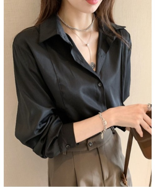 LAUTRE COTE(ロウトレコウト)の「レギュラーカラーシャツ(シャツ/ブラウス・レディース・ホワイト/ブラック/ブルー・LARGE/MEDIUM/X-LARGE)」の10枚目の写真