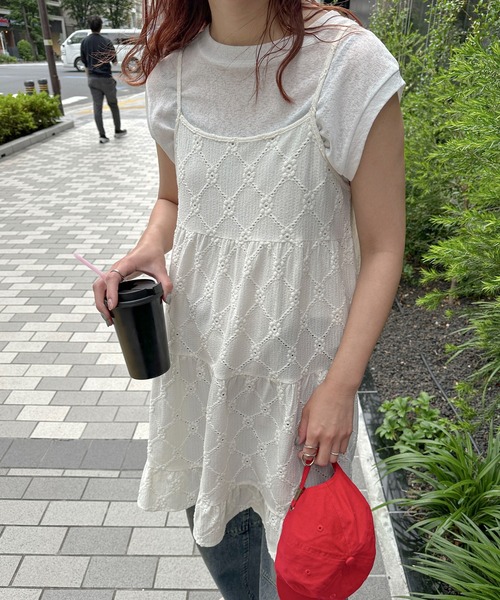 PILIT（ピリット）の「カットレース ティアードキャミワンピース（ワンピース・レディース・オフホワイト/ブラック/ブラウン・MEDIUM）」の17枚目の写真