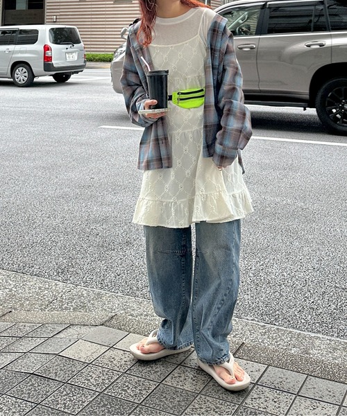 PILIT（ピリット）の「カットレース ティアードキャミワンピース（ワンピース・レディース・オフホワイト/ブラック/ブラウン・MEDIUM）」の19枚目の写真