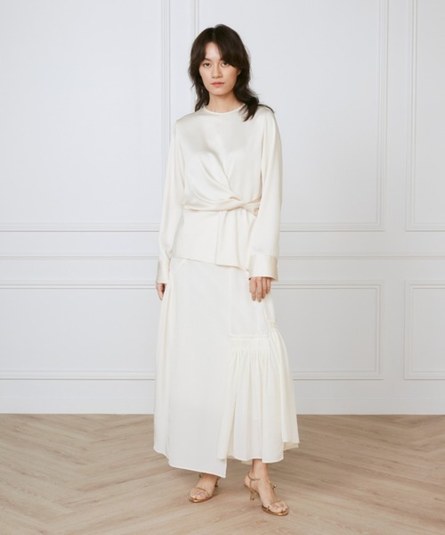 INED（イネド）の「カットジャガードアシメトリースカート《la veille by SUPERIOR CLOSET》（スカート・レディース・アイボリー/サックスブルー・9号/11号）」の18枚目の写真
