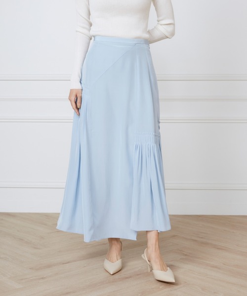 INED（イネド）の「カットジャガードアシメトリースカート《la veille by SUPERIOR CLOSET》（スカート・レディース・アイボリー/サックスブルー・9号/11号）」の7枚目の写真