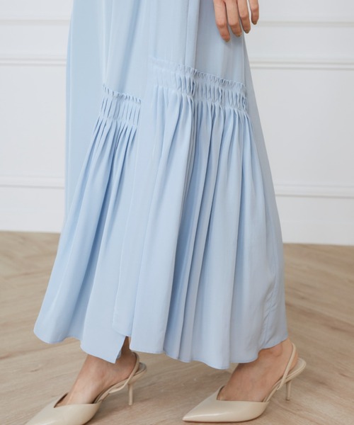 INED（イネド）の「カットジャガードアシメトリースカート《la veille by SUPERIOR CLOSET》（スカート・レディース・アイボリー/サックスブルー・9号/11号）」の4枚目の写真