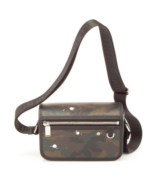 GENTIL BANDIT（ジャンティバンティ）の「GENTIL BANDIT（ジャンティバンティ）スモールクロスボディ（トートバッグ・メンズ・その他2/ブラック・F）」の2枚目の写真