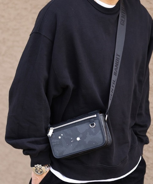 GENTIL BANDIT（ジャンティバンティ）の「GENTIL BANDIT（ジャンティバンティ）スモールクロスボディ（トートバッグ・メンズ・その他2/ブラック・F）」の5枚目の写真