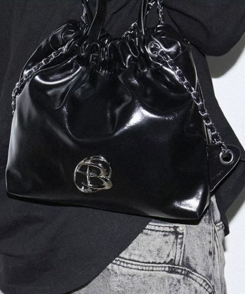 BLACKPURPLE(ブラックパープル)の「【BLACK PURPLE】Muffin Multi-Bag / 【ブラックパープル】マフィンマルチバックパック(バックパック/リュック・メンズ・シルバー/ブラック・ONE SIZE)」の4枚目の写真