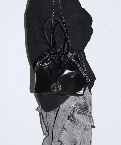 BLACKPURPLE(ブラックパープル)の「【BLACK PURPLE】Muffin Multi-Bag / 【ブラックパープル】マフィンマルチバックパック(バックパック/リュック・メンズ・シルバー/ブラック・ONE SIZE)」の5枚目の写真