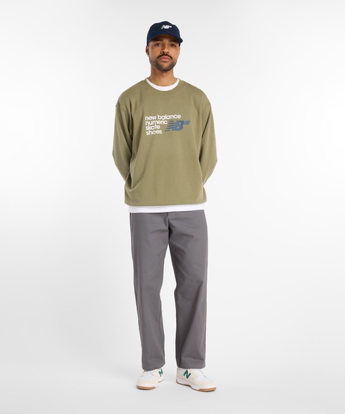 NEW BALANCE（ニューバランス）の「Numeric フレンチテリースウェットクルー（スウェット・メンズ・カーキ・X-LARGE/LARGE/MEDIUM/SMALL）」の9枚目の写真