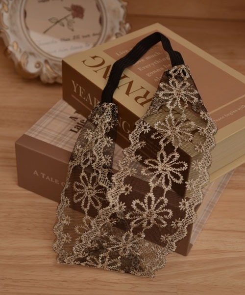 VIBGYOR Women（ヴィブジョー　ウィメン）の「【resonance】レース刺繍 クラシカルデザイン ヘアバンド【7パターン展開/オケージョン】（ヘアバンド・レディース・その他4/その他7/その他6/その他1/その他2/その他3/その他5・FREE）」の10枚目の写真