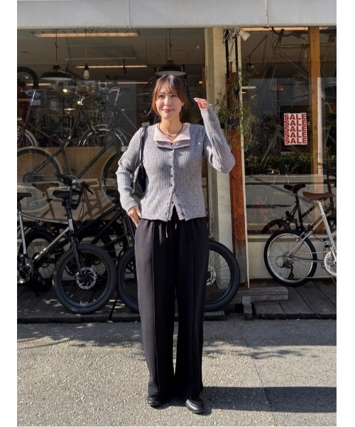 titivate(ティティベイト)の「レイヤード風リブニットトップス(ニット/セーター・レディース・ブラック/ネイビー/ベージュ/ライトイエロー/ライトグレー/ブラウン/グレー/マルチ/グレー系その他・L/M/S)」の20枚目の写真