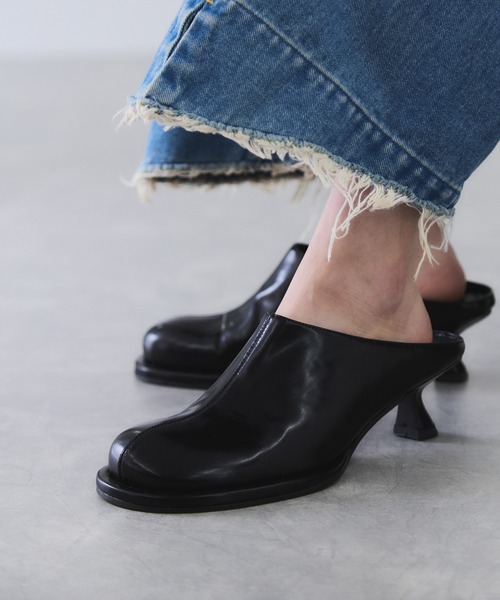 ラウンドミュール（サンダル）｜ADAM ET ROPE'（アダムエロペ）の