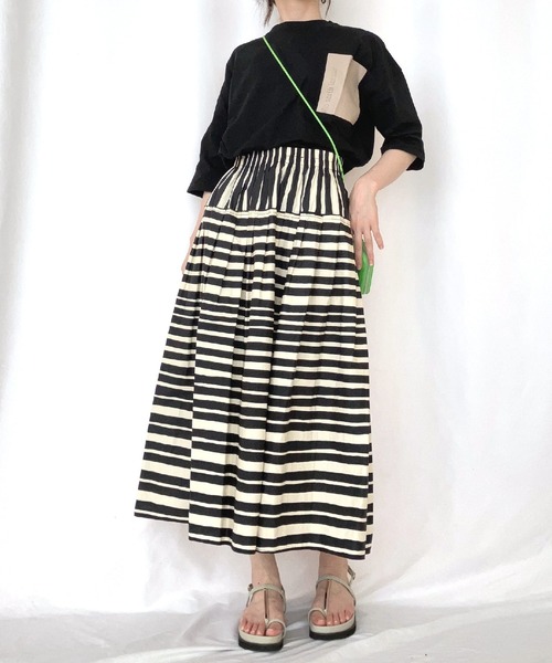 Q（キュー）の「ボーダースカート（スカート・レディース・ブラック系その他・MEDIUM）」の10枚目の写真