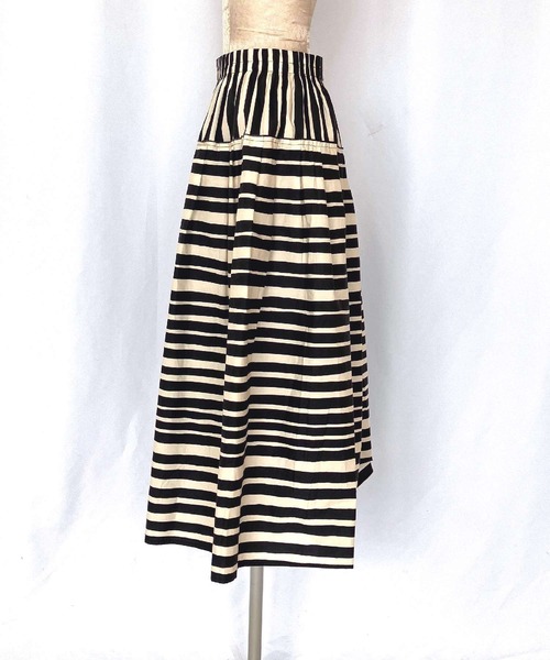 Q（キュー）の「ボーダースカート（スカート・レディース・ブラック系その他・MEDIUM）」の5枚目の写真