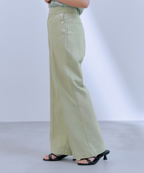 COHINA(コヒナ)の「セミフレアステッチマリンパンツ 【低身長・小柄女性】(その他パンツ・レディース・グリーン/ベージュ/ネイビー・XS-Short/XS-Regular/S-Short/S-Regular)」の4枚目の写真