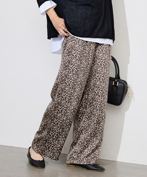 SLOBE IENA プリントデザインイージーパンツ　新品未使用　値下げ終了 WEB限定/追加2》プリントサテンイージーパンツ（その他パンツ