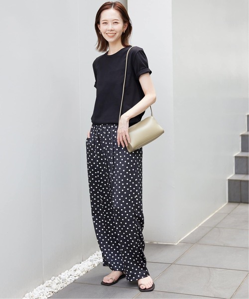 SLOBE IENA（スローブイエナ）の「《WEB限定/追加2》プリントサテンイージーパンツ（その他パンツ・レディース・キャメル/ブラック・FREE）」の7枚目の写真