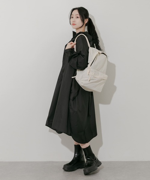 SMELLY（スメリー）の「w.p.c　ユニセックス ウォーターリペレントポンチョ（ポンチョ・レディース・ベージュ/ブラック・ONE）」の19枚目の写真