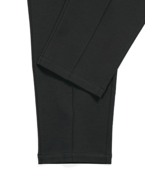 The DUFFER of ST.GEORGE(ザダファーオブセントジョージ)の「「AIR FLEX」SETUP CENTER CREASE PANTS:機能素材 「エアフレックス」セットアップ センタークリースパンツ(スラックス・メンズ・チャコールグレー/ブラック・X-LARGE/LARGE/MEDIUM/SMALL)」の13枚目の写真