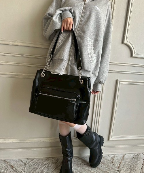 OLIVE des OLIVE(オリーブデオリーブ)の「BIGポケット合皮トートバッグ(トートバッグ・レディース・ブラック/オフホワイト・FREE)」の15枚目の写真