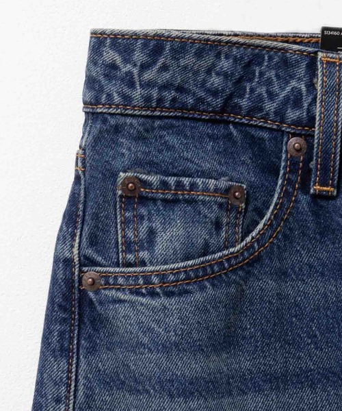 Levi's（リーバイス）の「LEVI'S(R) BAGGY DAD BARREL JEANS/バギーダッドバレルジーンズ（デニムパンツ・レディース・ダークブルー/ブラック/サックスブルー/ライトブルー・24inch/25inch/26inch/27inch）」の12枚目の写真