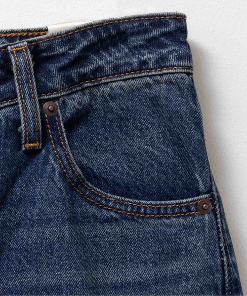 Levi's（リーバイス）の「LEVI'S(R) BAGGY DAD BARREL JEANS/バギーダッドバレルジーンズ（デニムパンツ・レディース・ダークブルー/ブラック/サックスブルー/ライトブルー・24inch/25inch/26inch/27inch）」の13枚目の写真