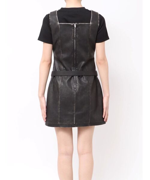 EMODA（エモダ）の「アウトポケットフェイクレザーワンピース（ワンピース・レディース・ブラウン/ブラック・FREE）」の6枚目の写真