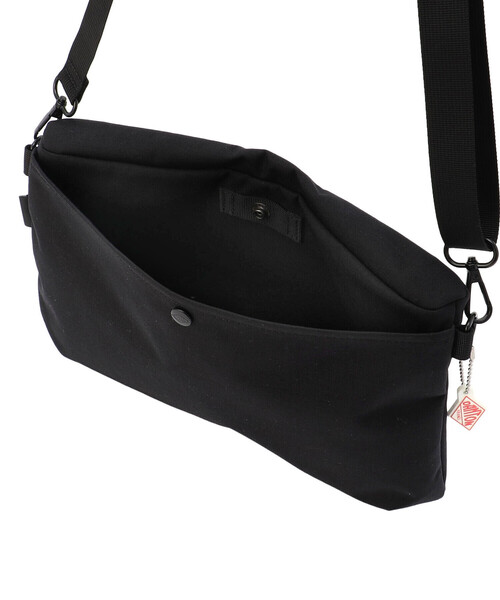 DANTON（ダントン）の「CORDURA CANVAS SHOULDER POUCH〈PALAIS GARNIER〉（ショルダーバッグ・レディース・ダークグレー/ブルー系その他/グレイッシュベージュ/ブラック/ブラウン系その他/オフホワイト・-）」の19枚目の写真