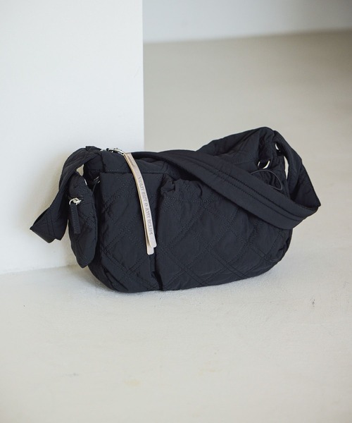 studio CLIP（スタディオクリップ）の「【人間工学に基づいて考えた！】からだよろこぶキルトショルダーバッグ（ショルダーバッグ・レディース・グリーン/ブラウン/ブラック/オフホワイト・FREE）」の3枚目の写真