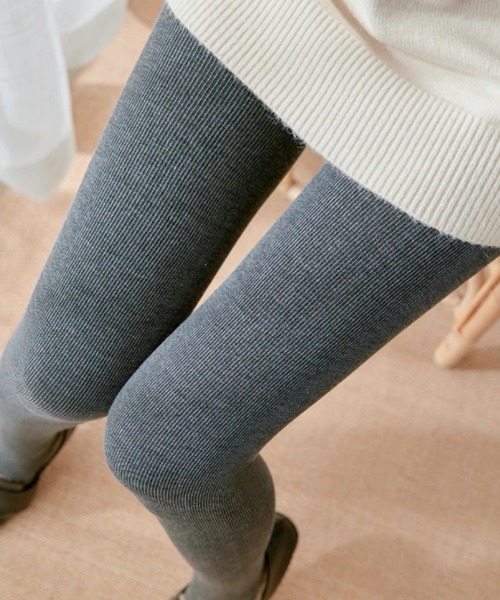 ampm（エーエムピーエム）の「美脚見えあったか微圧タイツ／厚手リブニットレギンス風ストッキング（レギンス/スパッツ・レディース・グレー/ブラック/ライトグレー・FREE）」の16枚目の写真