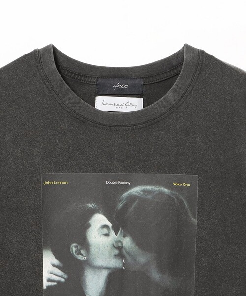 International Gallery BEAMS(インターナショナルギャラリービームス)の「【別注】U/MUSIC × IG / UNDERSONG John Lennon グラフィック Tシャツ ②(Tシャツ/カットソー・メンズ・ブラック・L/S/M)」の5枚目の写真