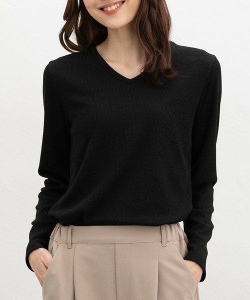 Honeys(ハニーズ)の「VネックTシャツ(Tシャツ/カットソー・レディース・ブラック/ブラウン/ボルドー/オフホワイト/ダークグリーン・L/LL/M/S)」の9枚目の写真