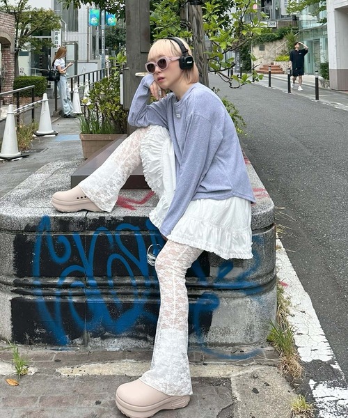 Alley Tokyo(アリートーキョー)の「タンク着てる風BIGロンT(Tシャツ/カットソー・レディース・グレー/アイボリー/ブラウン・FREE)」の17枚目の写真