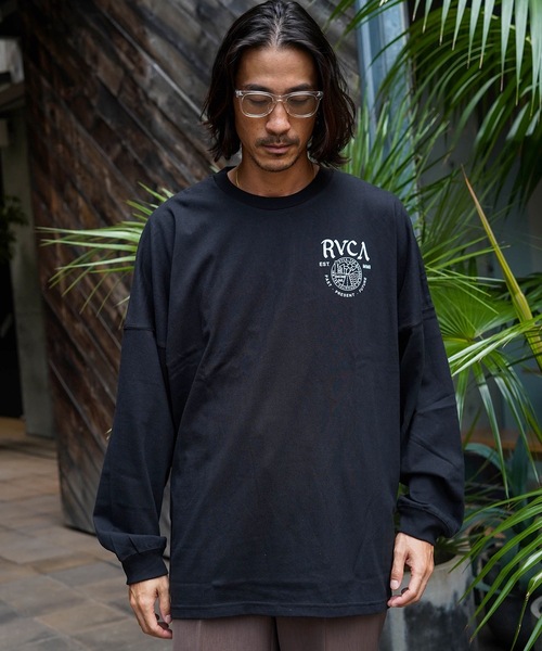 RVCA(ルーカ)の「RVCA メンズ UTILITY SERVICES LT ロンT 【2025年秋冬モデル】/ルーカバックプリント長袖ロンT(Tシャツ/カットソー・メンズ・ホワイト/ブラック・SMALL/MEDIUM/LARGE/X-LARGE)」の5枚目の写真