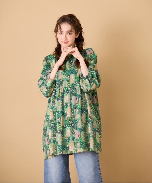 Jolly Poupee(ジョリープッペ)の「【22fabric】シークレットガーデン/ ブラウス(シャツ/ブラウス・レディース・ベージュ/ネイビー・38/42/46)」の1枚目の写真